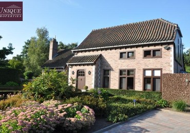 Villa te koop in Putte